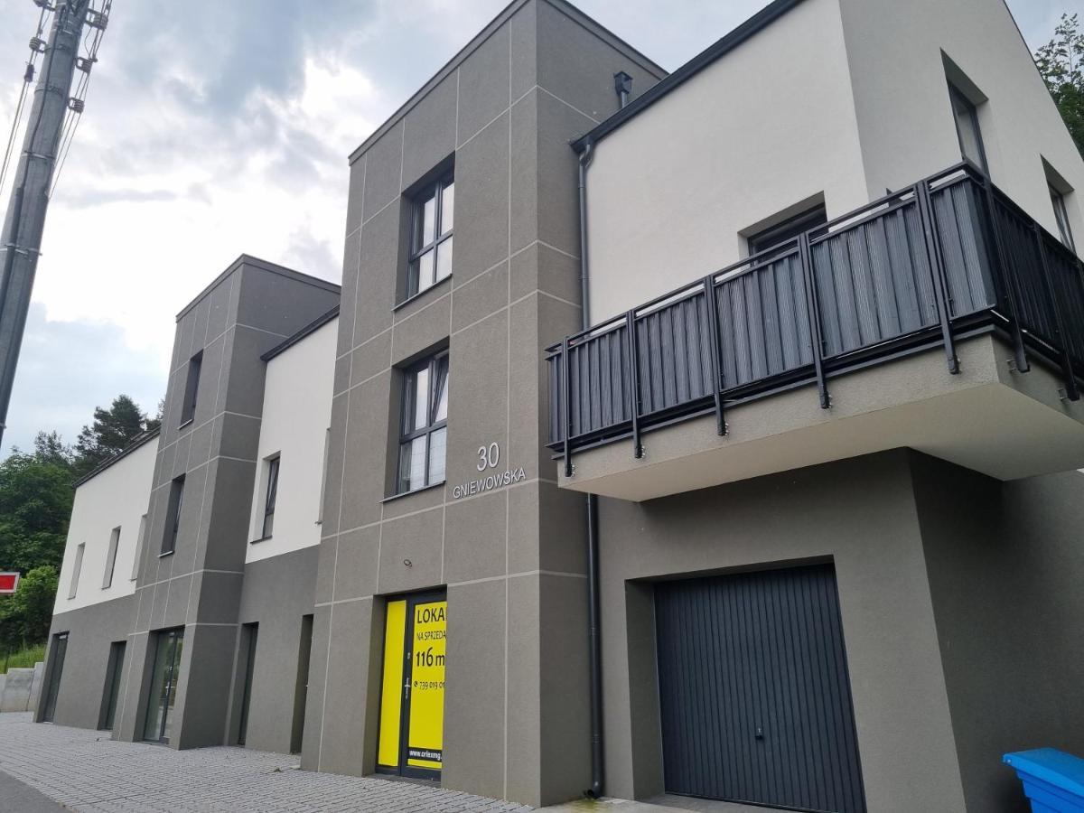 Komfortowy Apartament Przy Lesie Neustadt in Westpreußen Exterior foto
